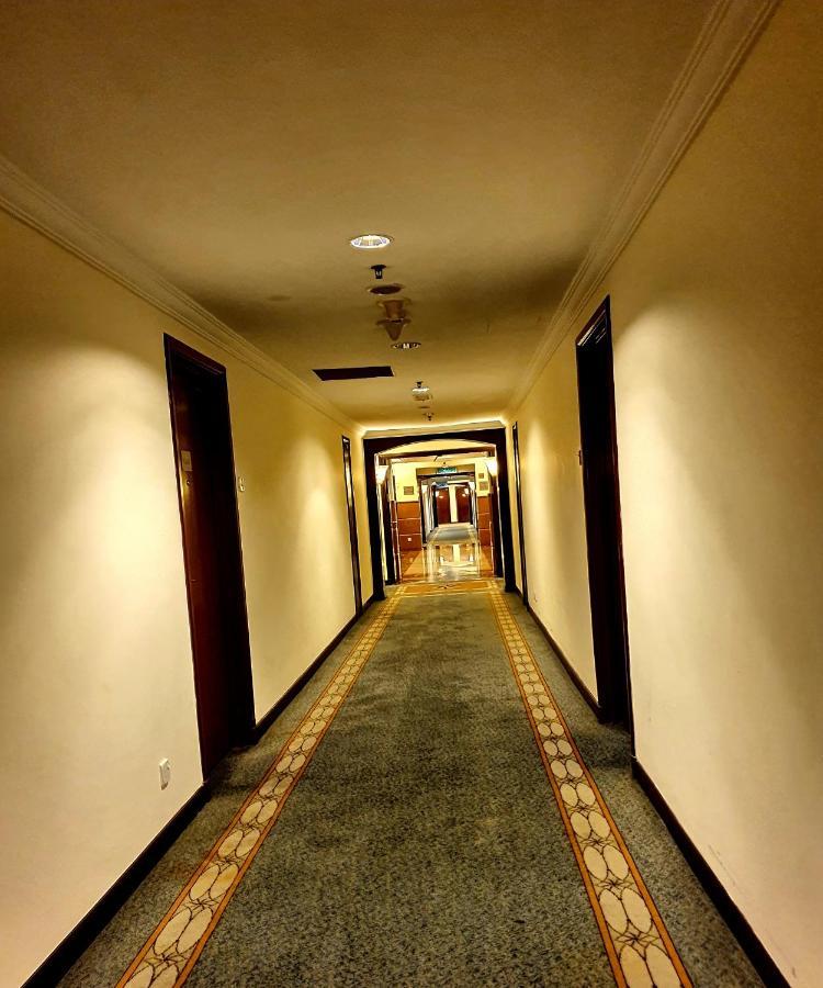 Moonlight Service Suite Kuala Lumpur Luaran gambar