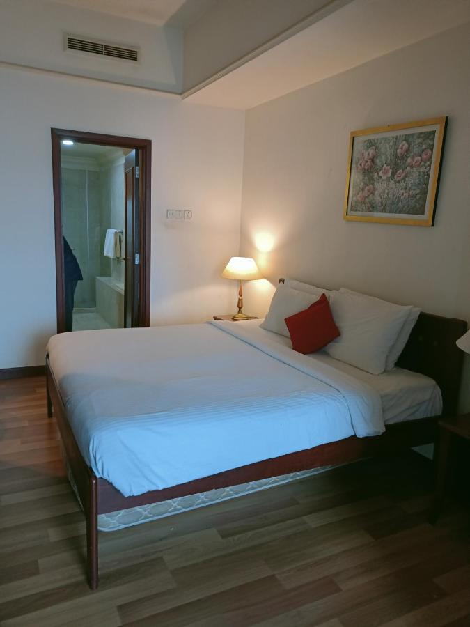 Moonlight Service Suite Kuala Lumpur Luaran gambar
